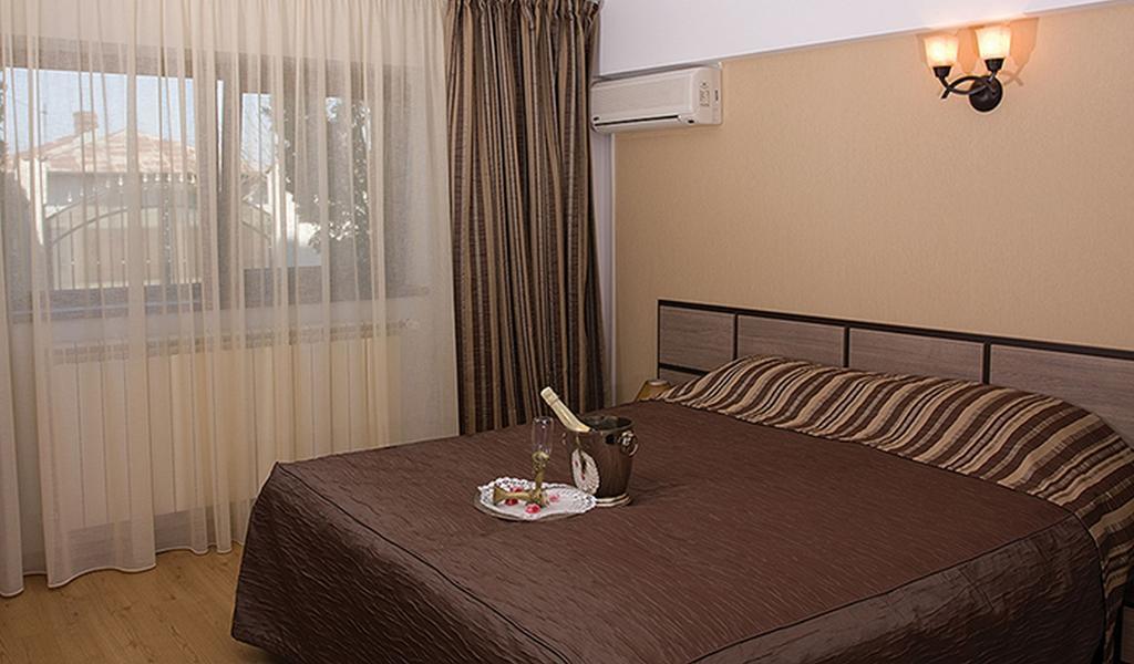 Vila Royal Urziceni 部屋 写真