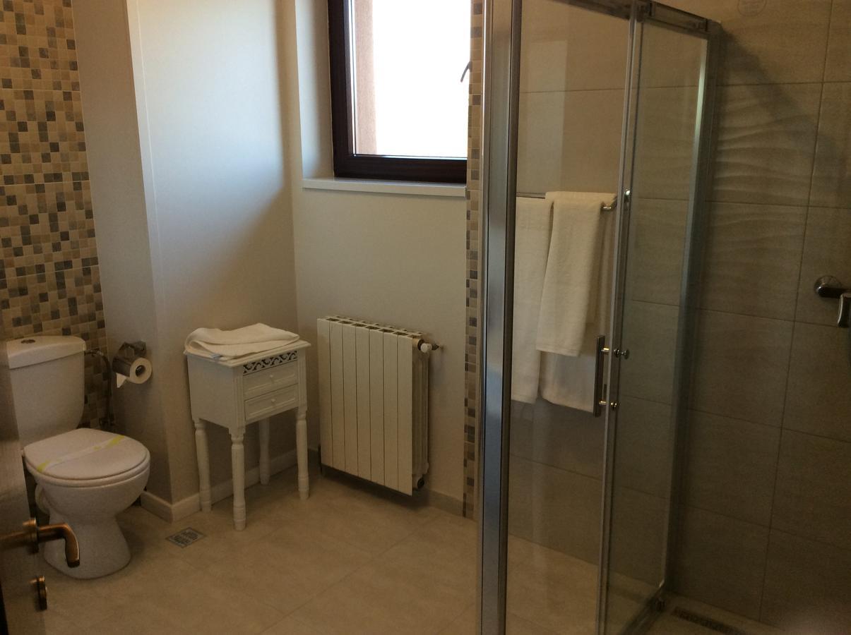 Vila Royal Urziceni エクステリア 写真